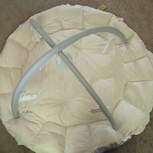 Cream Baby Play Mat with Gray Arch